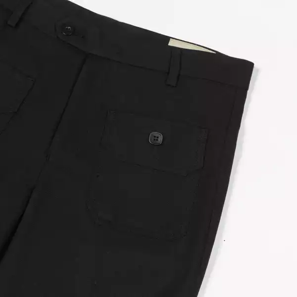 PATCH POCKET FLARED PANTS