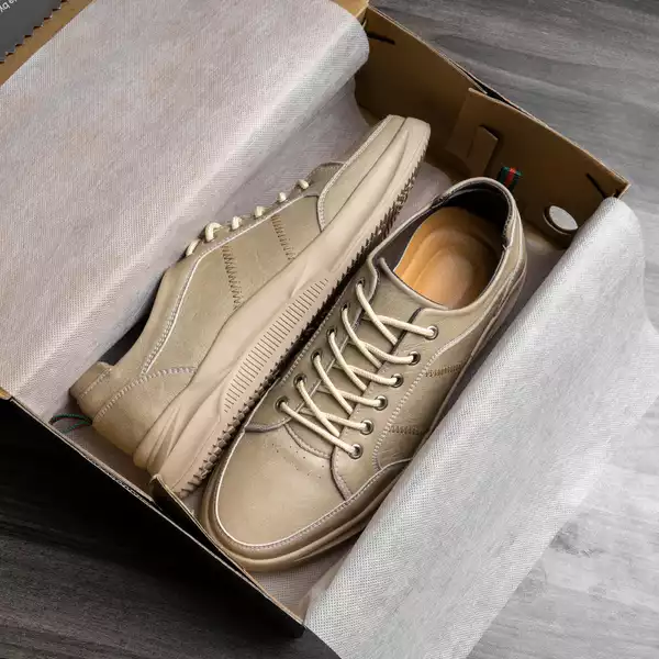 Sneaker da thật CS560