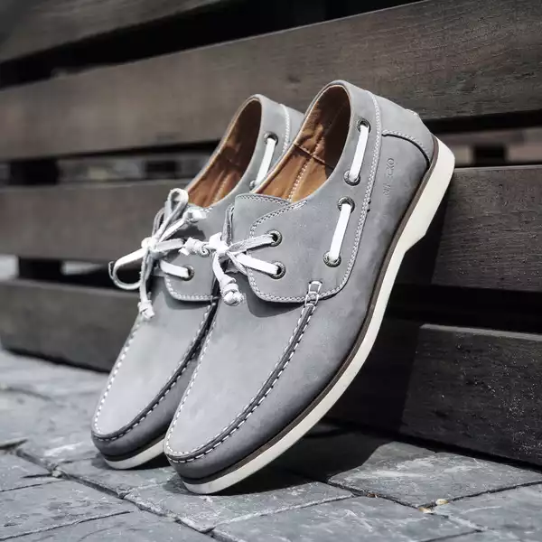 Giày da lộn phong cách CS447