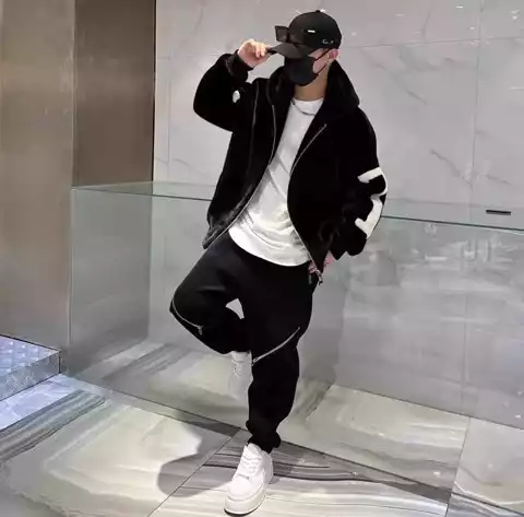 Jacket W thêu lông
