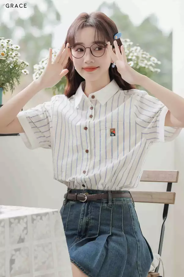 Product image - Sơ mi cộc tay hoạ tiết sọc chất cotton Hàn - SM047