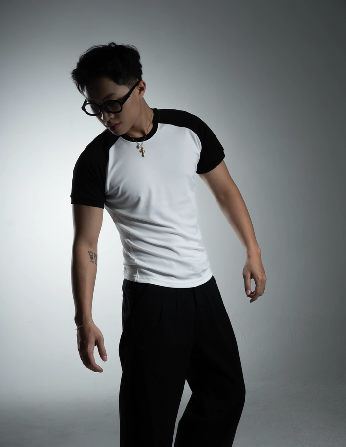 BODY RAGLAN