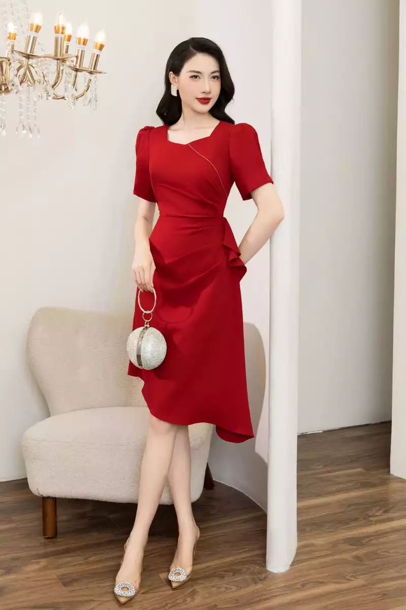 Đầm ôm đỏ 1 màu xếp ly 1 bên