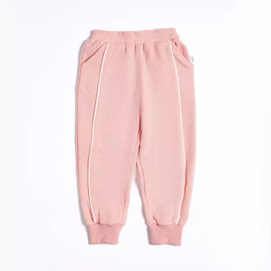 Quần bé gái vải tổ ong phối đường lé