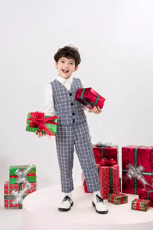 Áo gile bé trai vạt nhọn