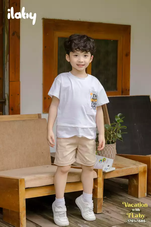 Áo thun bé trai túi ngực lớn phối gấu