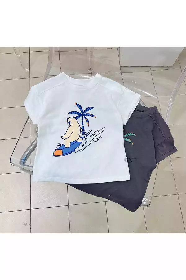 Áo thun in gấu lướt ván