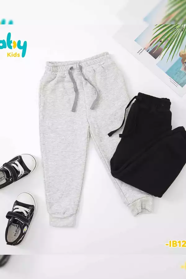 Quần nỉ dáng ôm gấu bo