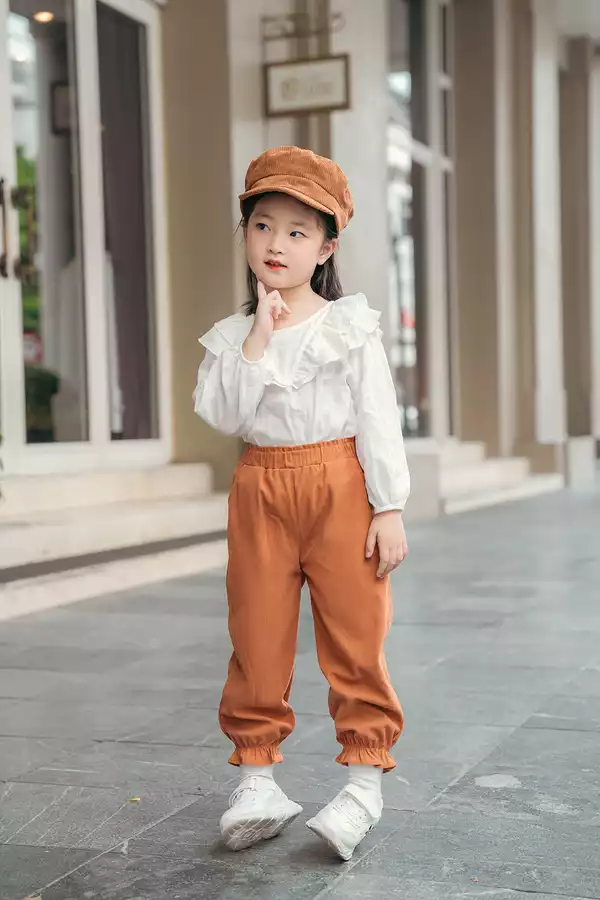 Quần nhung phối túi tai thỏ