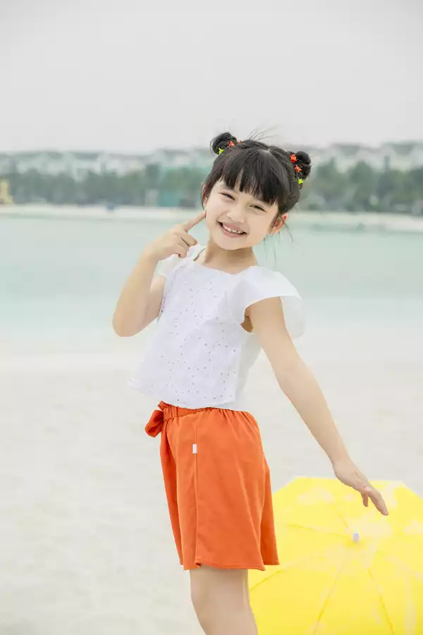 Quần đùi ống rộng cạp nơ