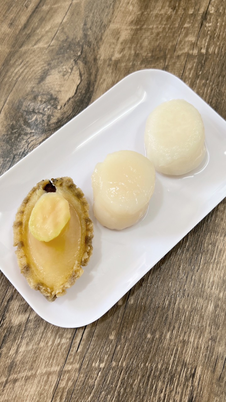 Quà Tặng 10: 1 Bào Ngư Lớn + 2 Cồi Điệp Nhật