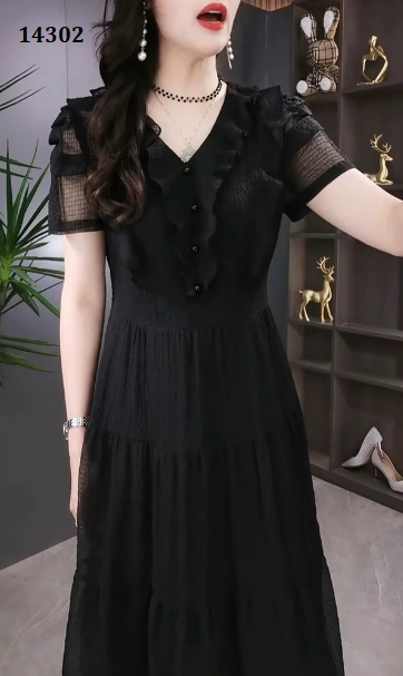 14302-Đầm  voan đen cổ  bèo cách điệu ( voan tơ xước) _thumbnail_3