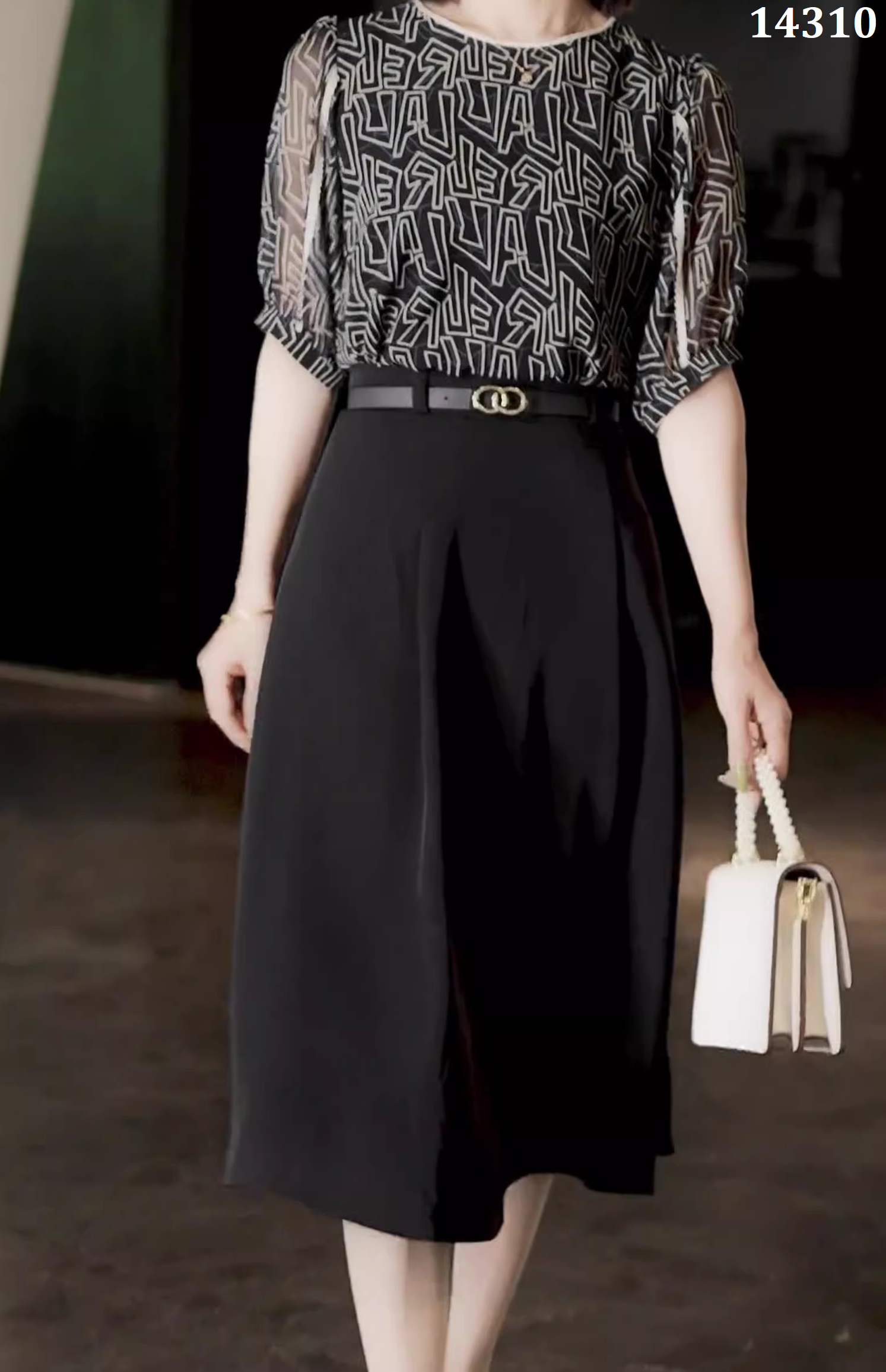 14310-Đầm xòe A đen phối kẻ trắng kèm nịt (voan, poly)_thumbnail_0