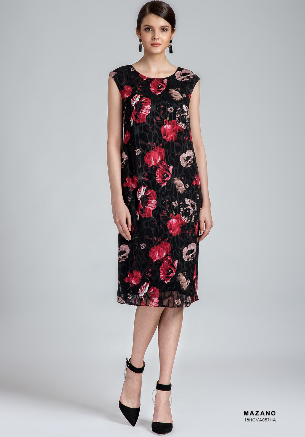 Váy ôm vai chờm họa tiết hoa