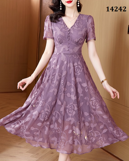 14242-Đầm tím hoa  3D cổ tim kết nút ( voan ép, thun)_thumbnail_1