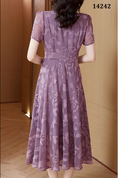 14242-Đầm tím hoa  3D cổ tim kết nút ( voan ép, thun)_thumbnail_3