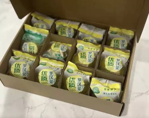 Product image - 1 hộp La Hán vàng 12 quả
