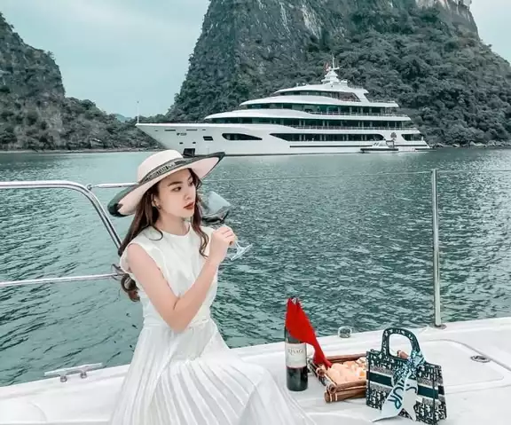 Product image - FLC Hạ Long Ăn 2 bữa