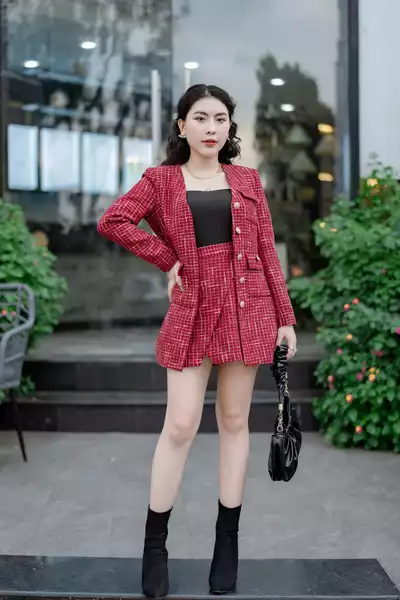 SET DẠ TEXT NẢY SỢI MÀU ĐỎ - TRACY SET