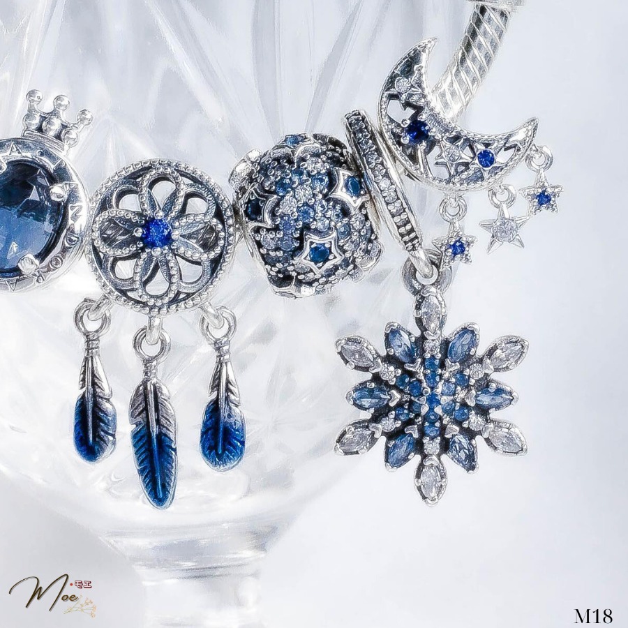 LT557 - Vòng Pandora dreamcatcher thiên hà xanh