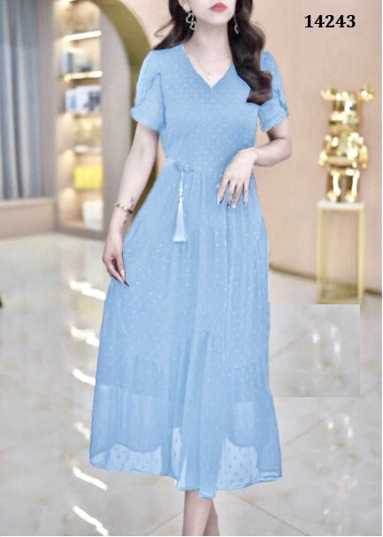 14243-Đầm voan bi nổi tay xẻ  cách điệu ( voan bi, lót )_thumbnail_0