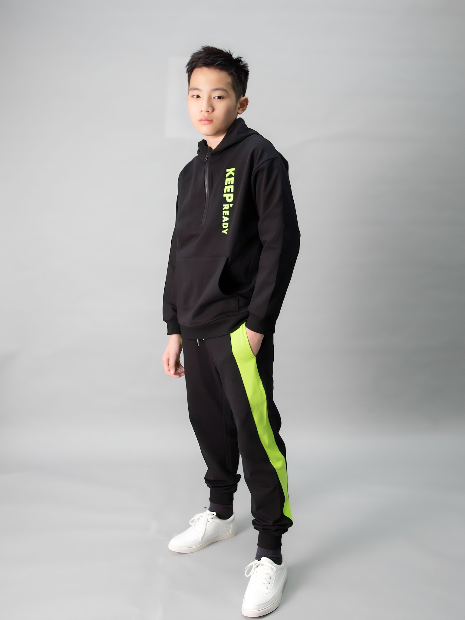 Áo nỉ hoodie đen phối neon khóa ngực chữ Keep ready_thumbnail_1