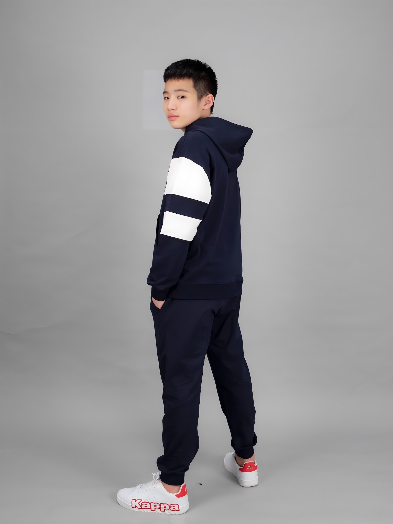 Áo nỉ hoodie navy phối trắng chữ R_thumbnail_2