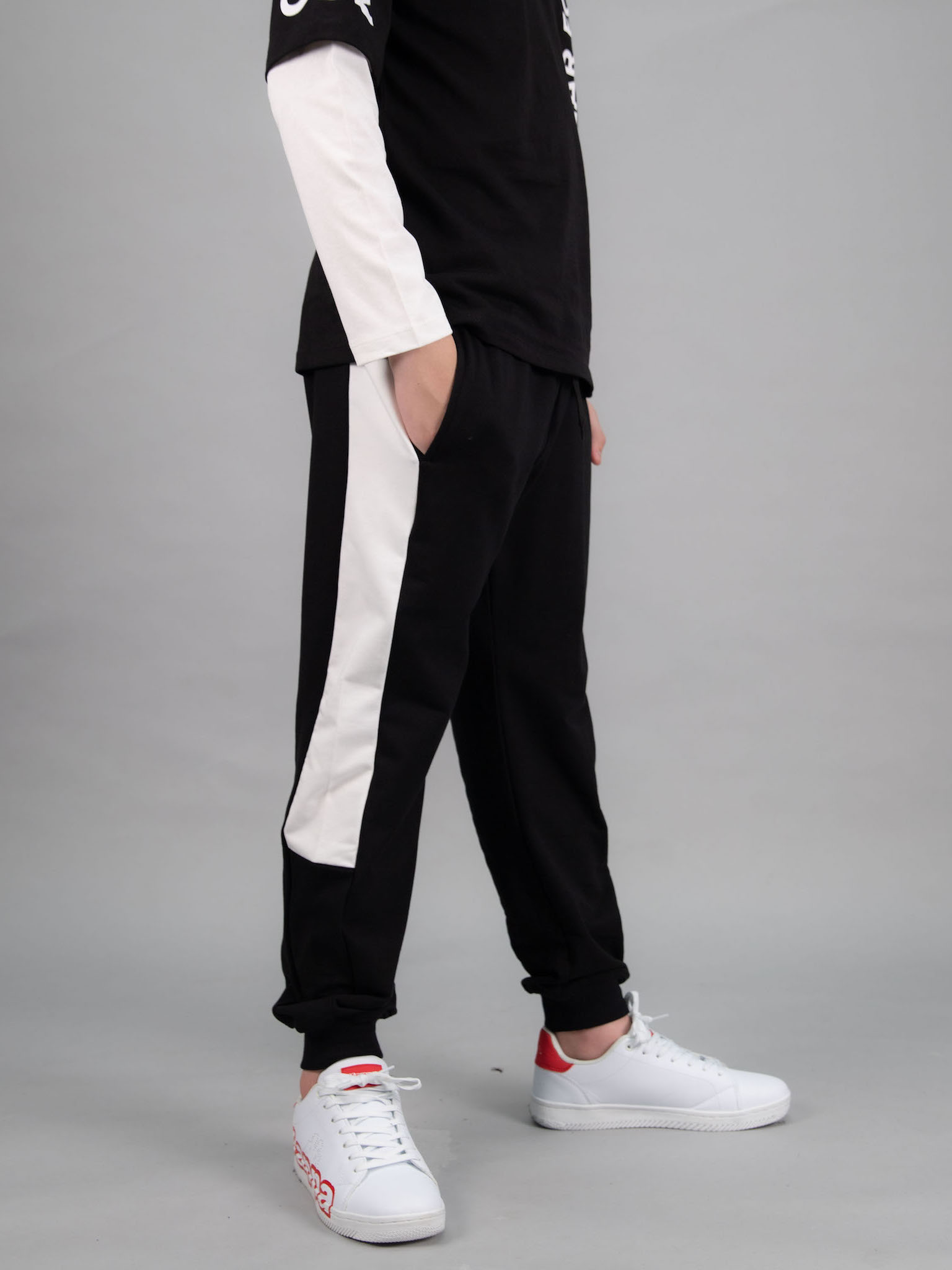 Quần nỉ da cá đen phối trắng_thumbnail_0