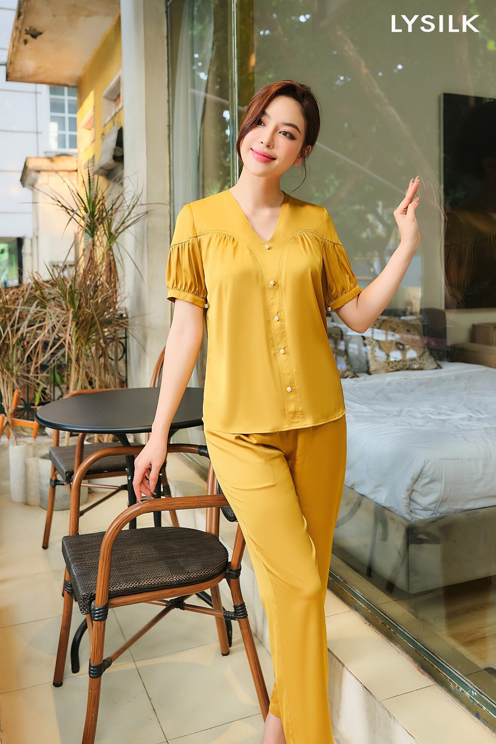 Bộ ngủ áo cộc tay, quần dài BN458