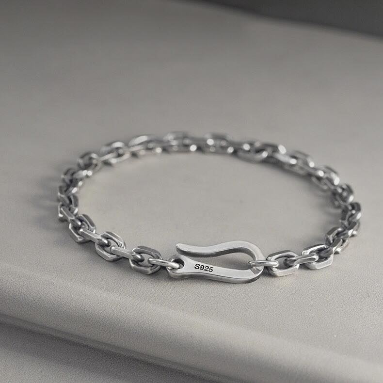 TheElegantChain_thumbnail_3