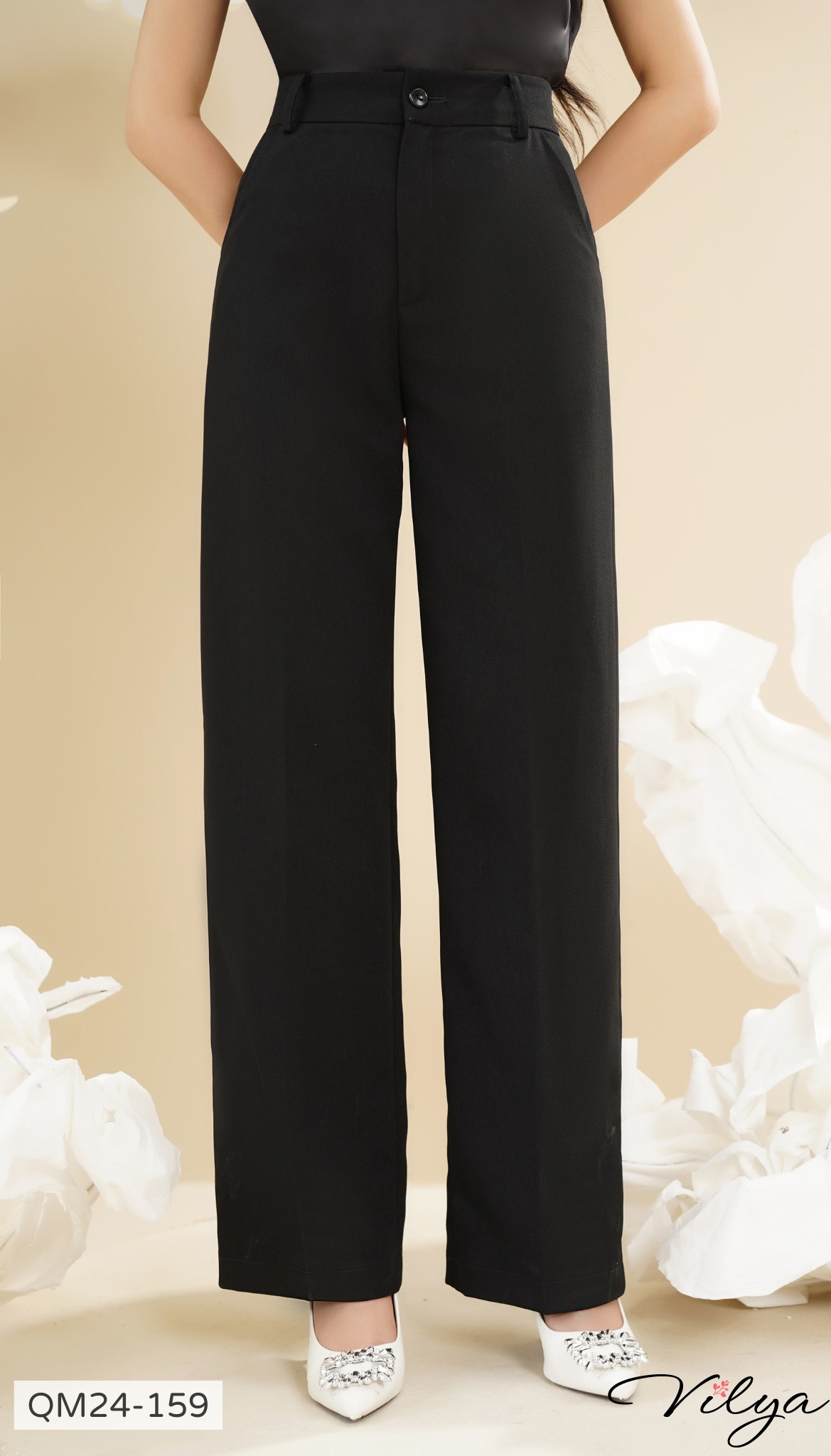 Quần ống suông QM24-159 giá 329k, chất trượt dày dặn, lên phom chuẩn