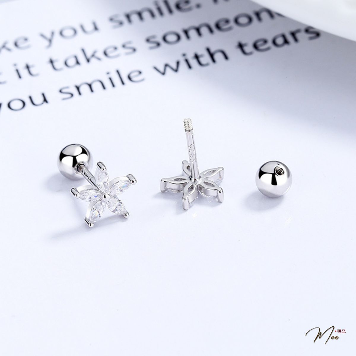 K255 - Khuyên tai hoa nhí pha lê