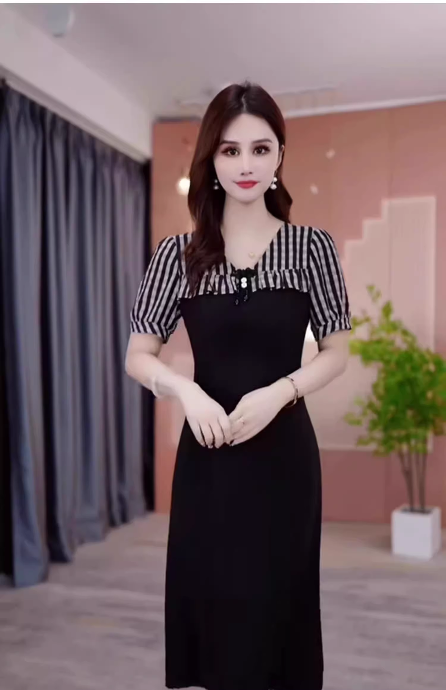 15033-Đầm A xòe đen phôi sọc caro ( thun mịn ,  vải sọc)_thumbnail_0