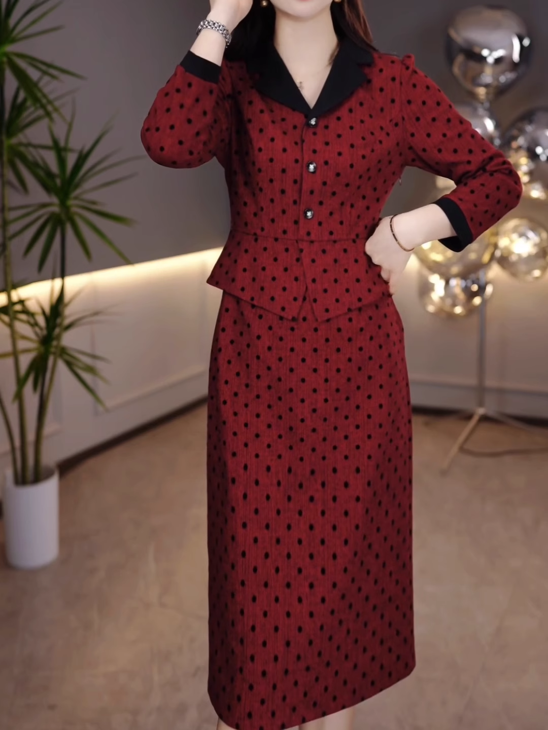 15244-Đầm body suông đỏ chấm bi dáng peplum giãn nhẹ (linen sọc bi )_thumbnail_1