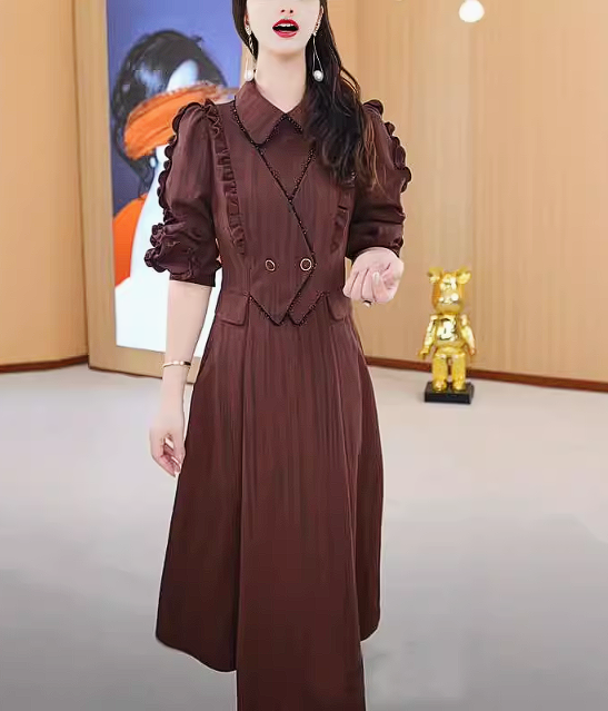 15102-Đầm liền màu đỏ nâu cổ bể  giả  vest (lụa sọc)_thumbnail_0