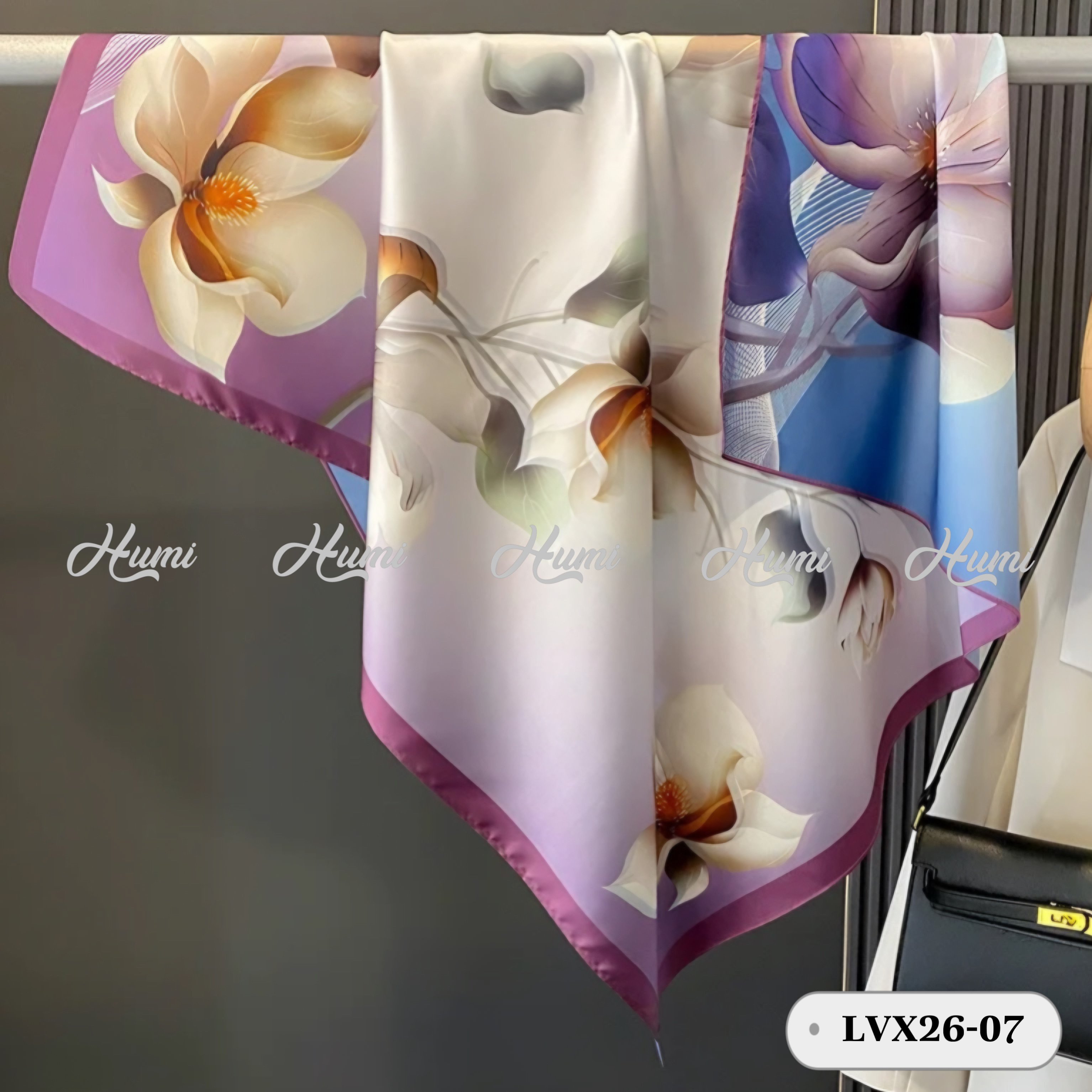 KHĂN LỤA VUÔNG 2 MẶT 90X90CM (LVX26-07)