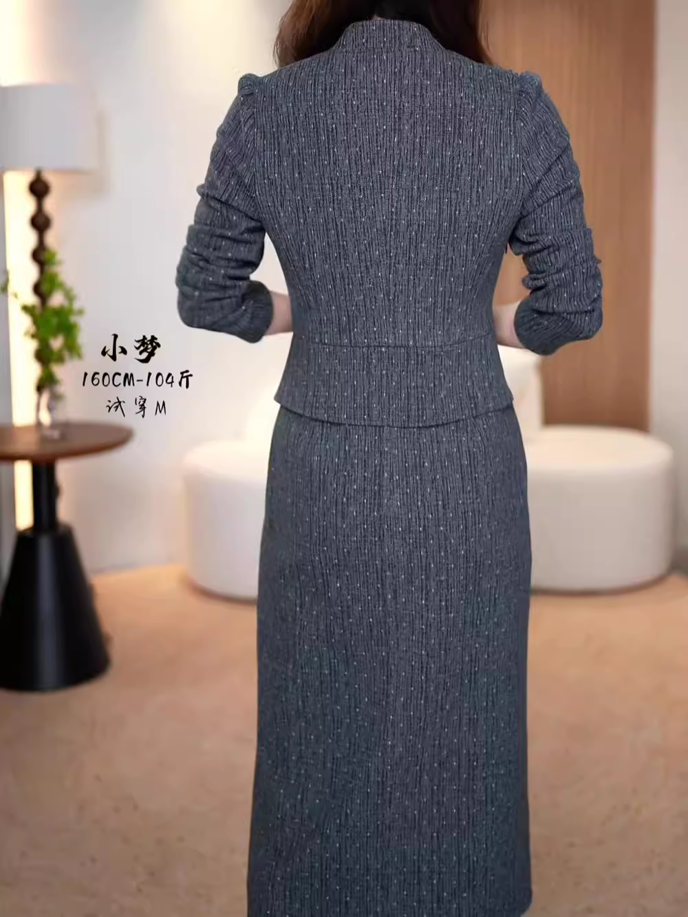 15316-Đầm xám dáng peplum cổ cutout cách điệu ( linen kẻ)_thumbnail_2