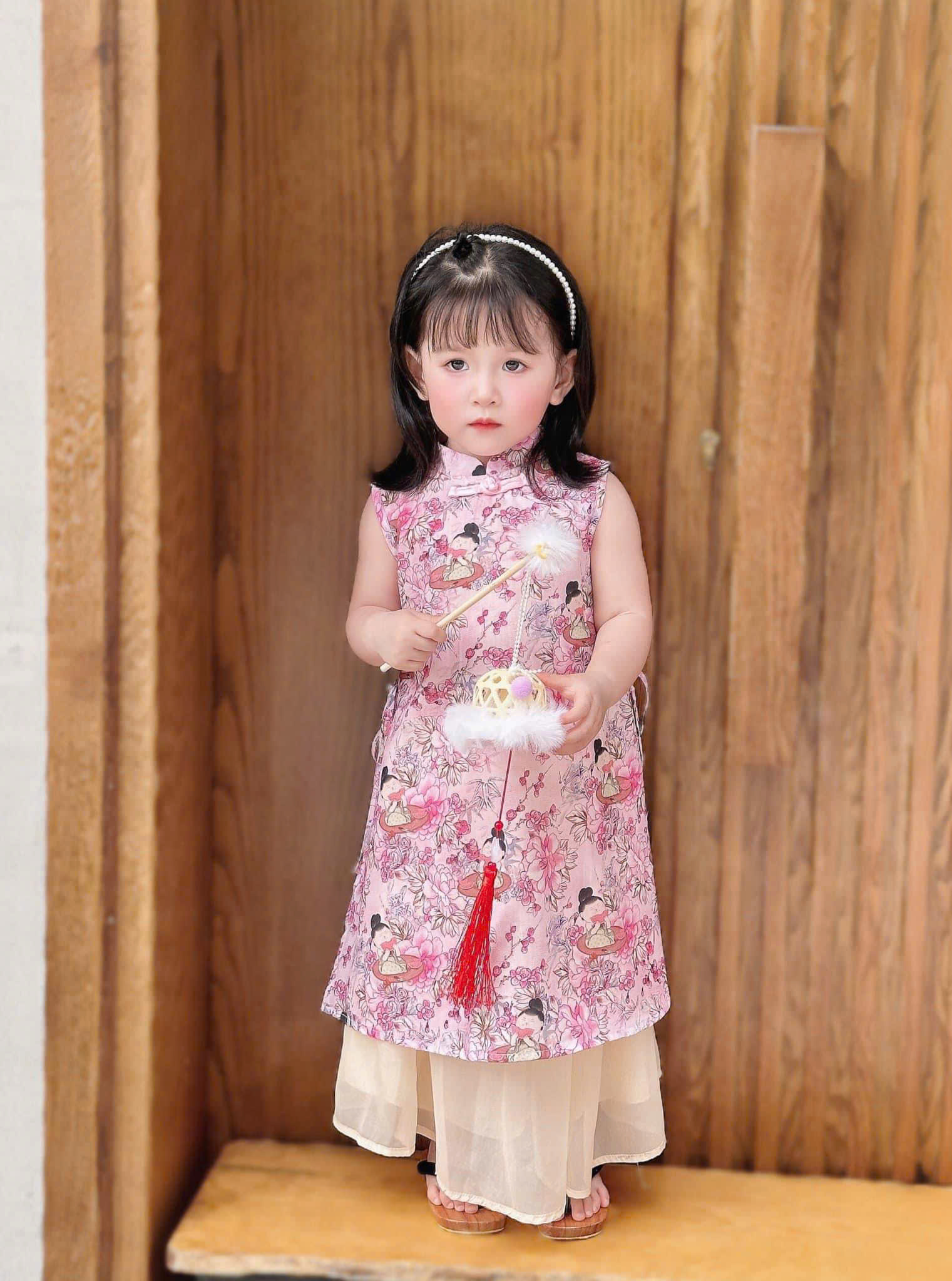 S4 145K SET ÁO DÀI BÉ GÁI 2 MÀU_thumbnail_2