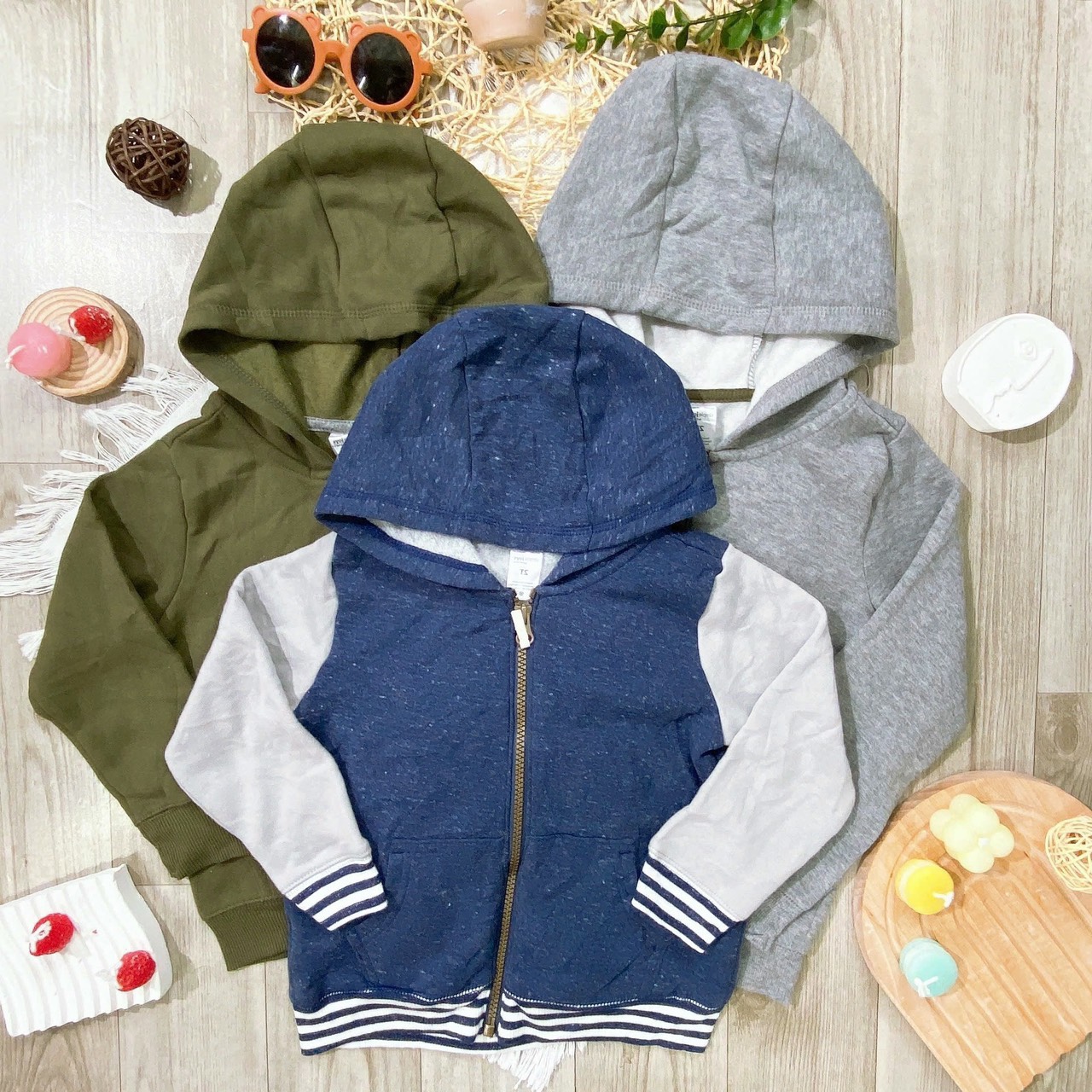 A21 ÁO KHOÁC CARTER BÉ 89K