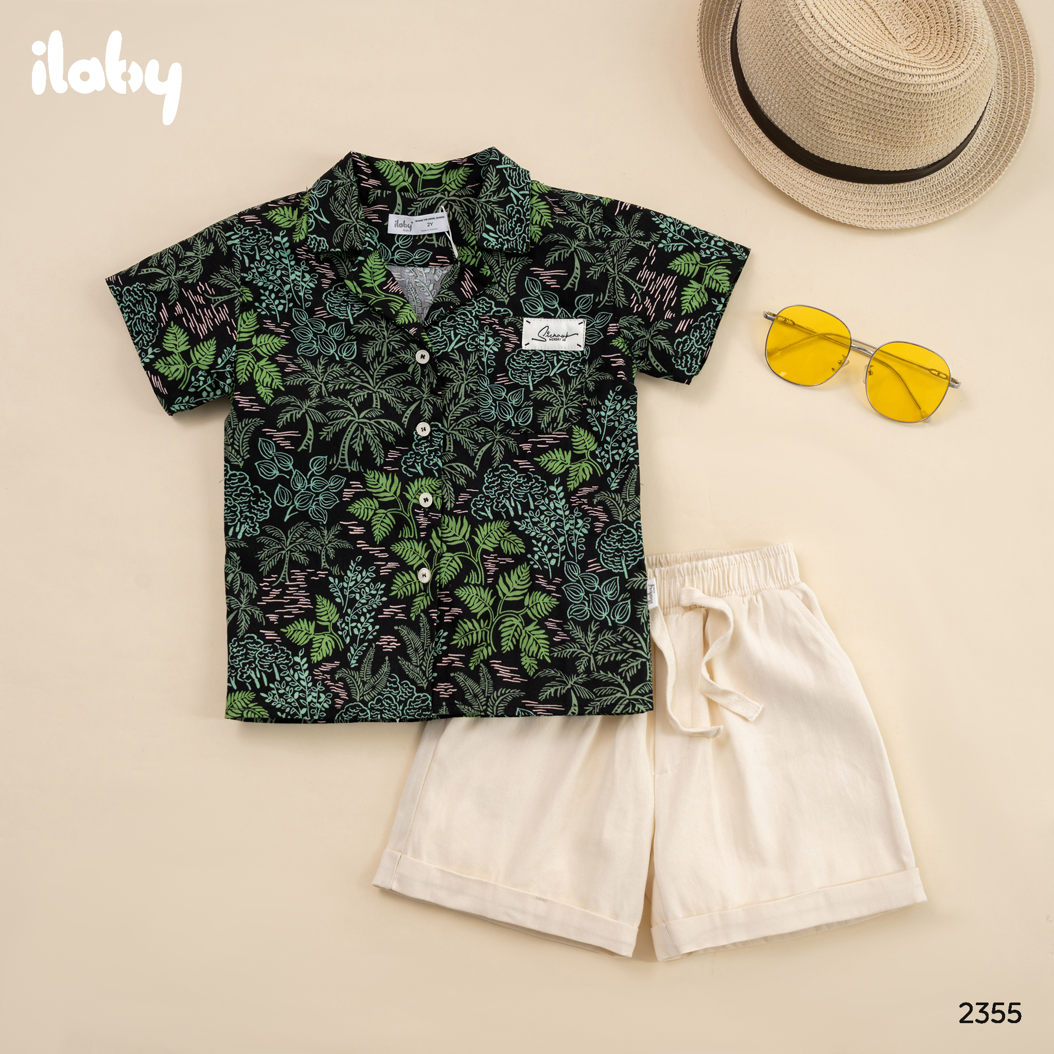 Bộ áo hoạ tiết cổ bẻ ve quần short