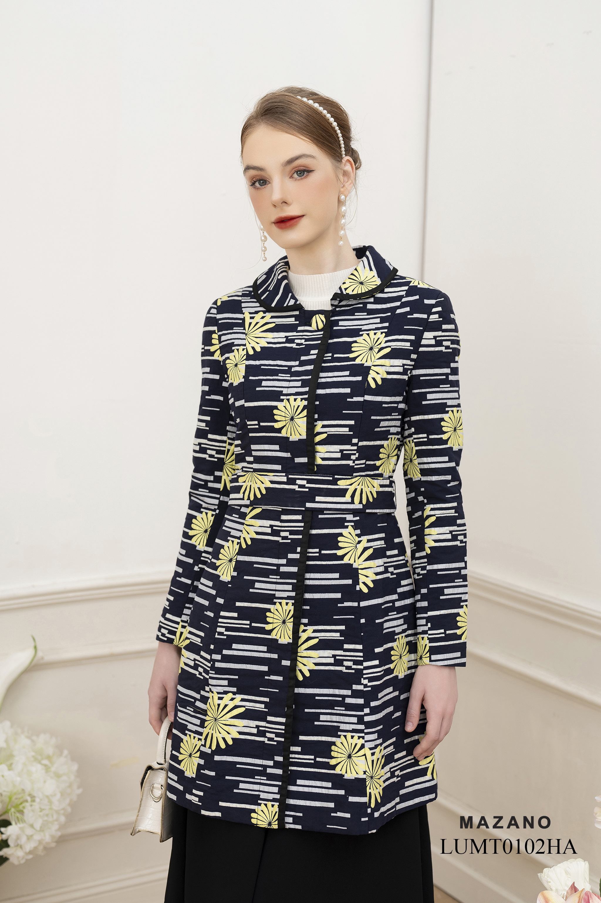 Áo khoác dài Măng Tô vải dạ tafta dệt hoa cao cấp_thumbnail_2