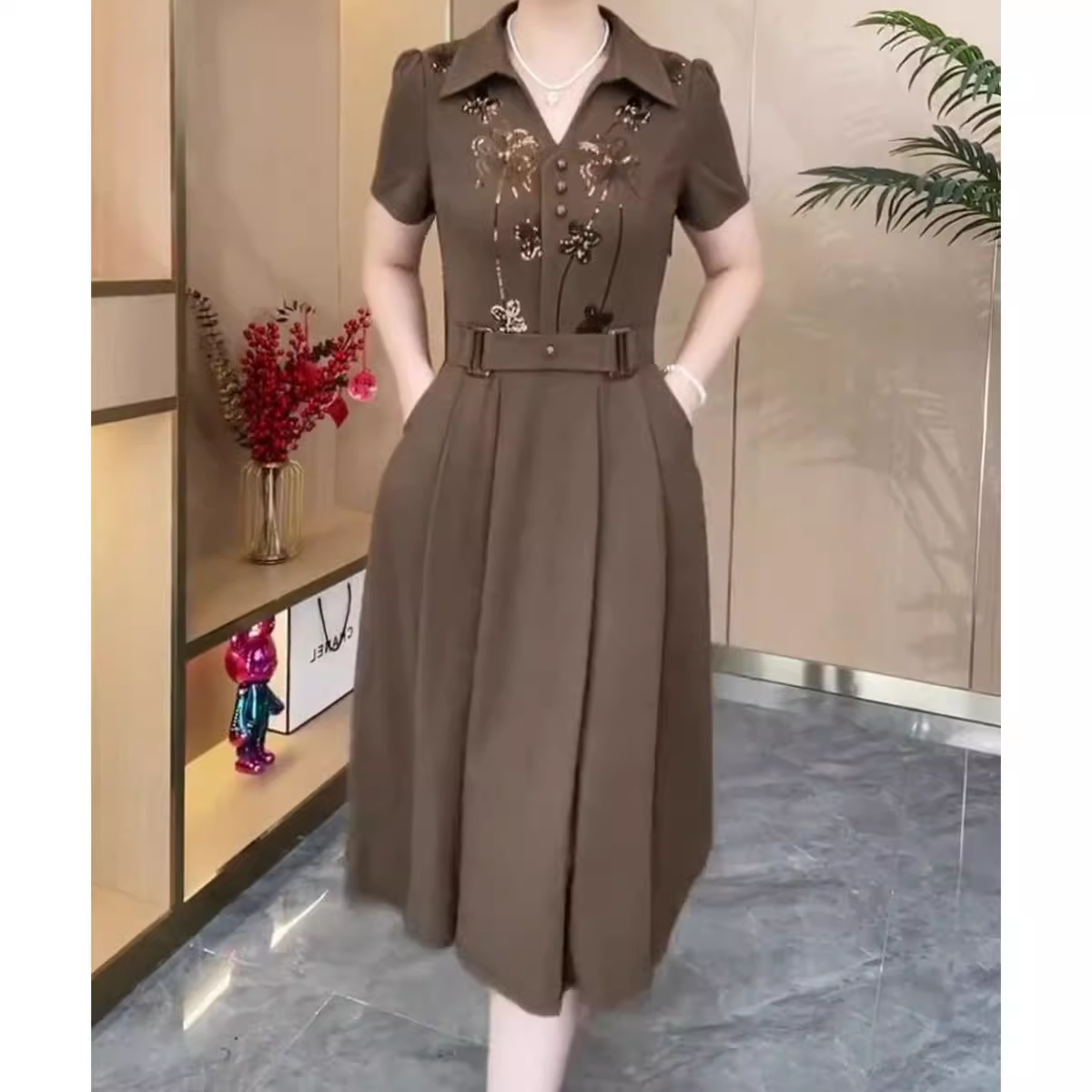 15650-Đầm xòe   cổ tiêc ngực  kết kim sa  cách điệu ( voan,lót)_thumbnail_1