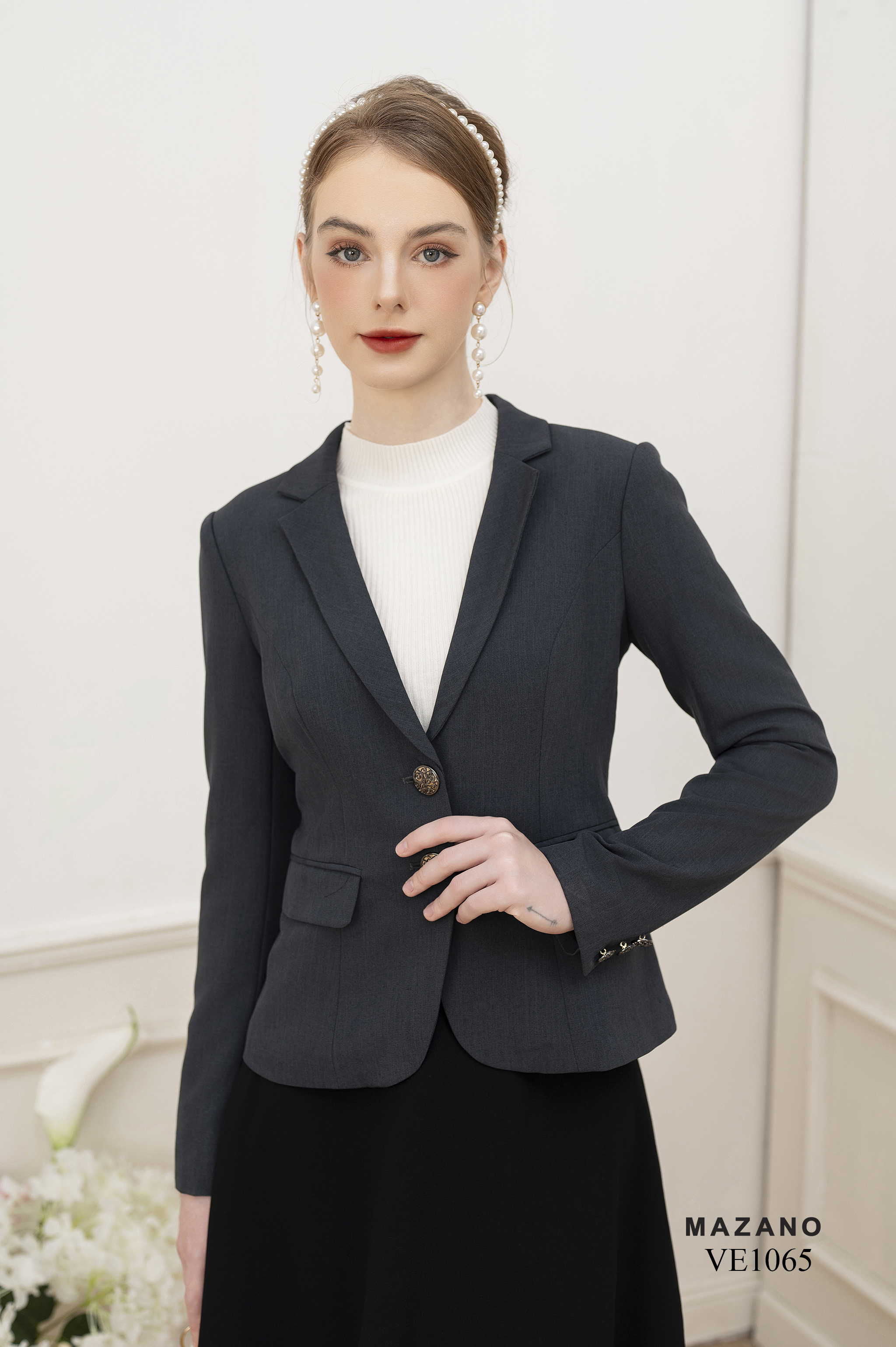 Áo Vest vải Tuytxi dày cổ V màu ghi đậm