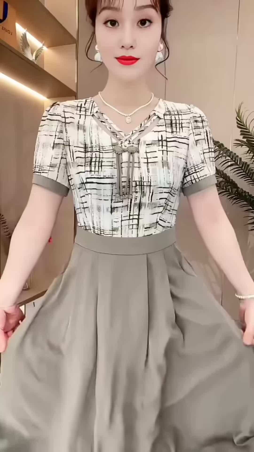 15342-Đầm xoè phối 2 màu kẻ  sọc cổ kết  nút tàu ( lụa mịn)_thumbnail_0