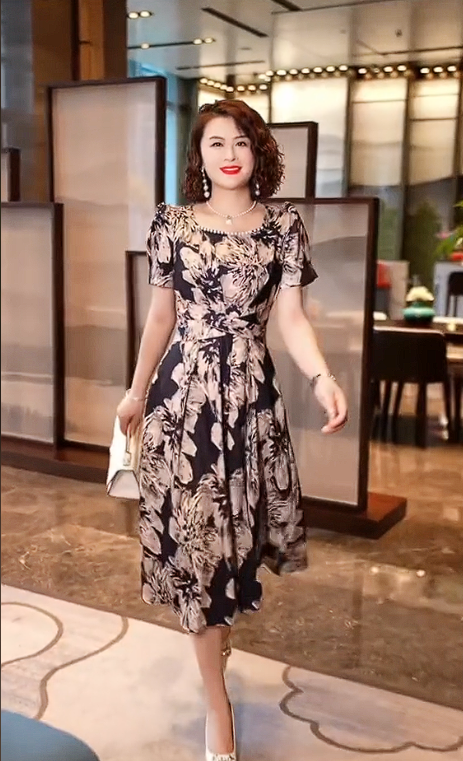 15351-Đầm xoè in hoa 3D tay ngắn cổ  viền ren ( lụa  in )_thumbnail_0