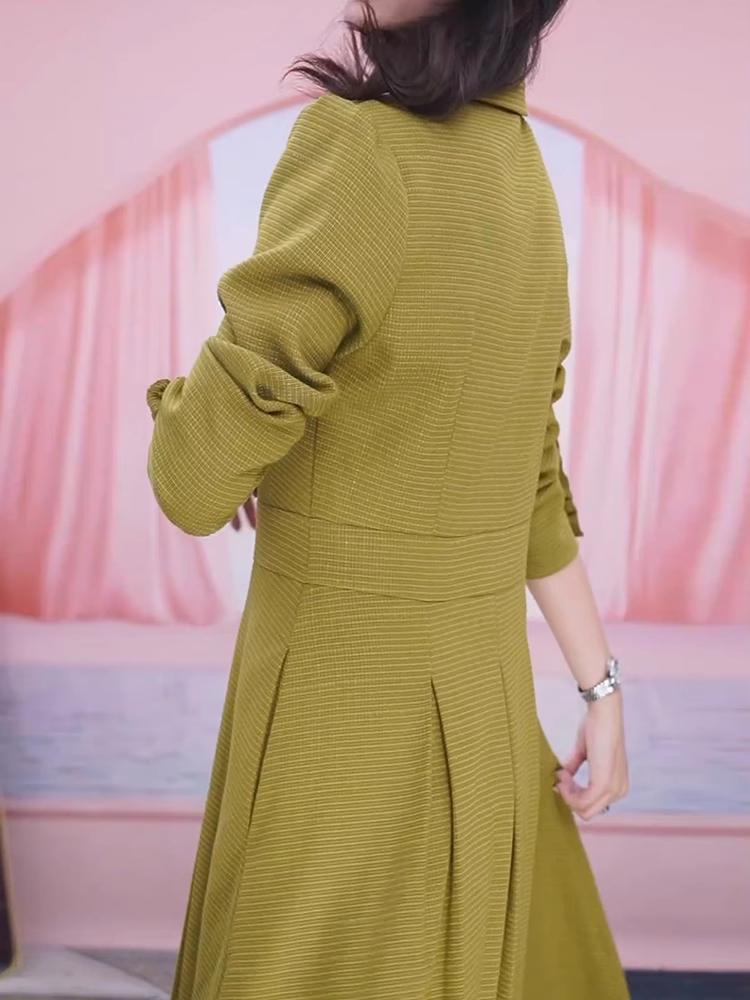 15354-Đầm xoè tay dài  màu vàng  cổ bẻ ngực kết nút ( linen)_thumbnail_1