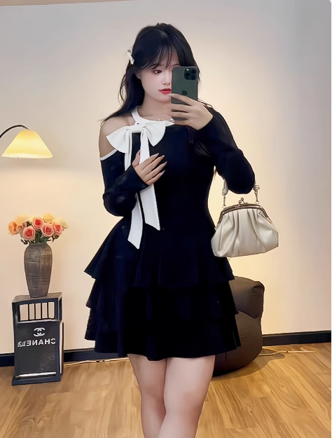 15383-Đầm xoè tầng tay dài cổ kết nơ trắng (  thun mịn)_thumbnail_1