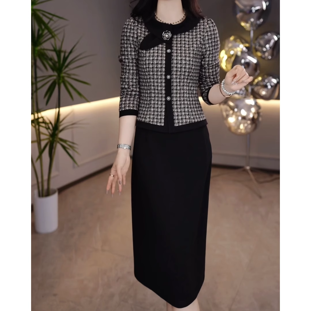 15721-Đầm body suông dáng  peplum tay dài phối  2 màu (thun mịn)_thumbnail_1