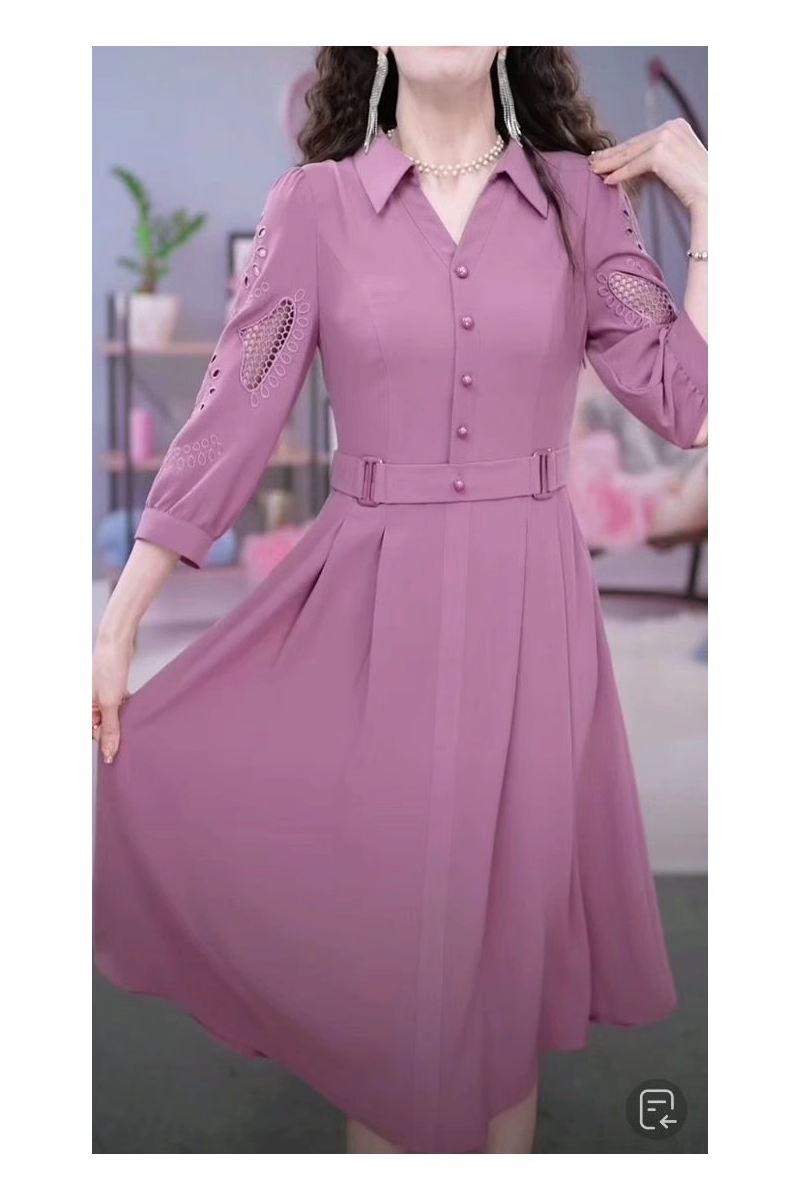 15719-Đầm xoè màu hồng ruốc tay dài thêu  hoạ tiết ( lụa mịn)_thumbnail_0