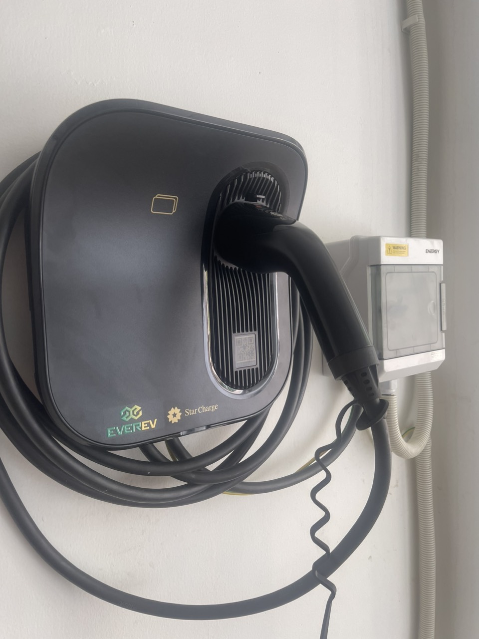 Sạc điện Artemis 11 kW/16A Star Charge miễn phí lắp đặt